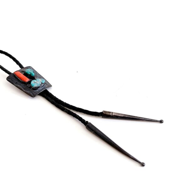 VINTAGE BENNETT BOLO TIE TURQUOISE & CORAL - Picture 2 of 10